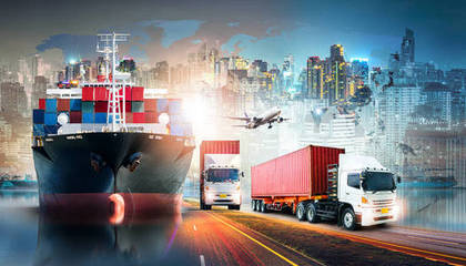物流导入导出背景和运输行业的集装箱卡车和货物船舶与起重机桥架从事海港在落日的天空